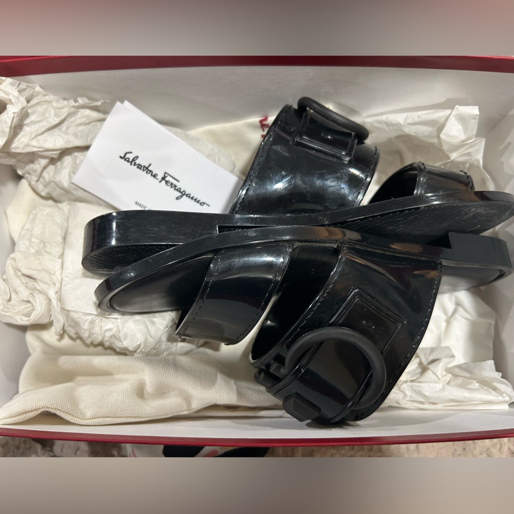 TARYN FERRAGAMO SANDAL - Picture 5 of 7